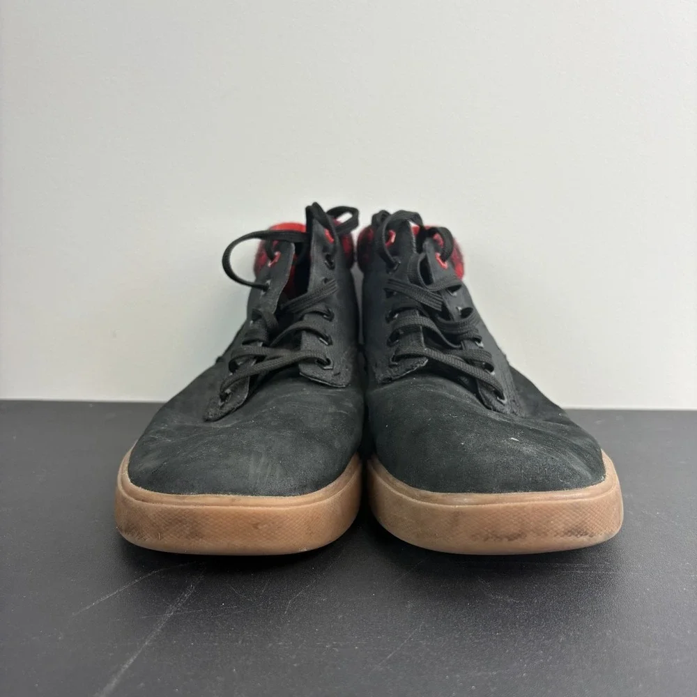 Timberland Groveton Chukka Boots Mens Size 9 Black Plaid Collar Gum Sole Shoes